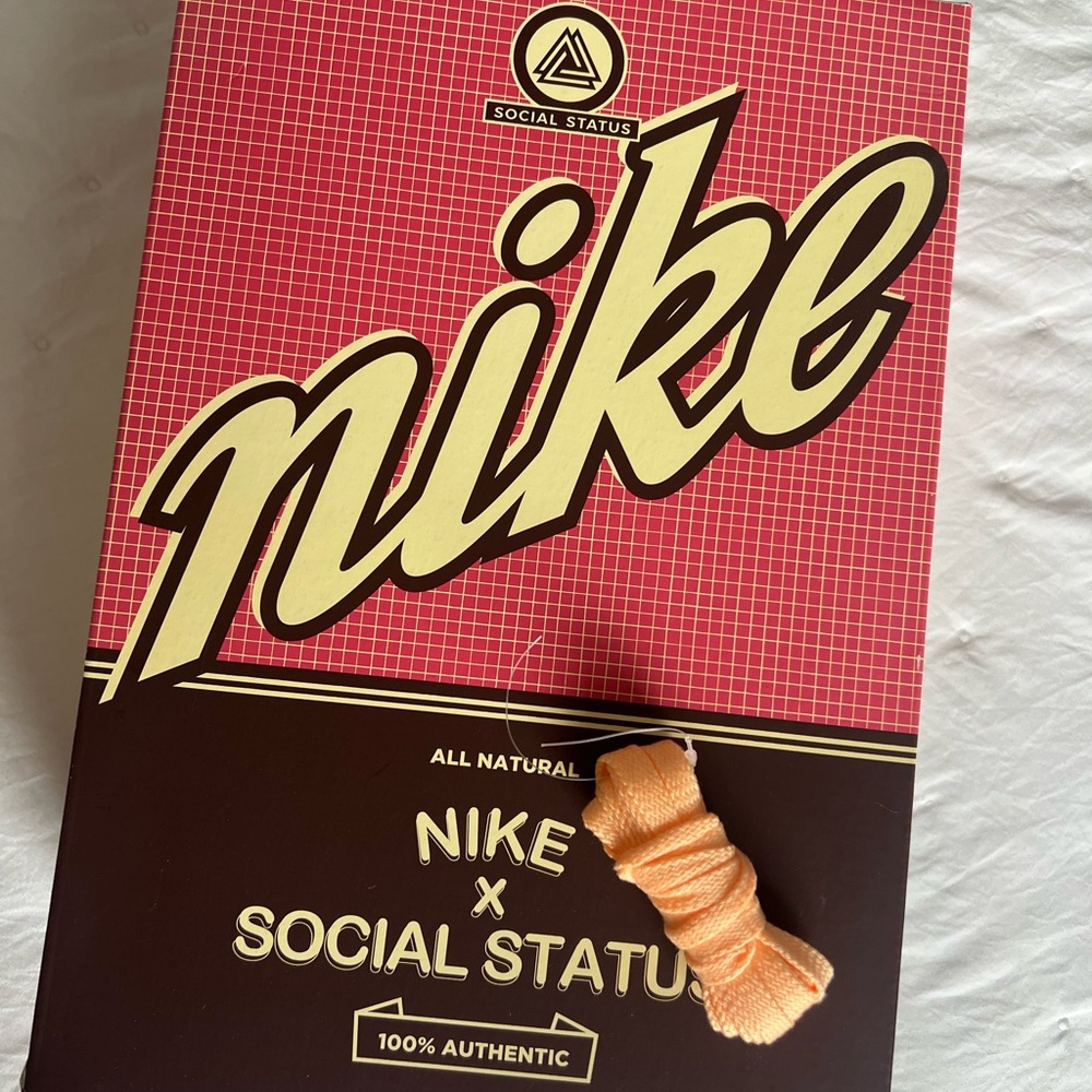 Nike dunk mid Social status strawberry milk - Picture 8 of 10